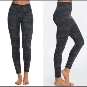Spanx Seamless Camo Leggings